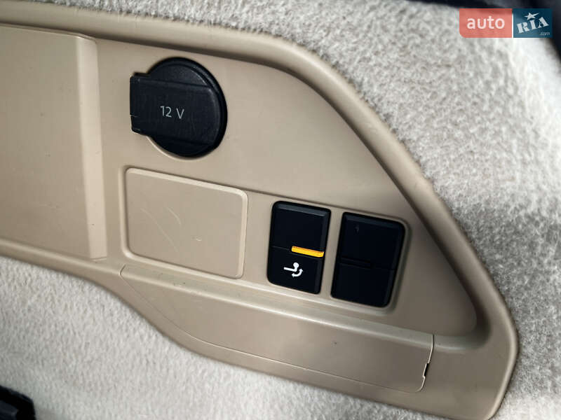 Внедорожник / Кроссовер Volkswagen Touareg 2016 в Киеве фото 52 Внедорожник / Кроссовер Volkswagen Touareg 2016 в Киеве