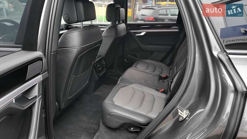 Внедорожник / Кроссовер Volkswagen Touareg 2022 в Виннице фото 16 Внедорожник / Кроссовер Volkswagen Touareg 2022 в Виннице