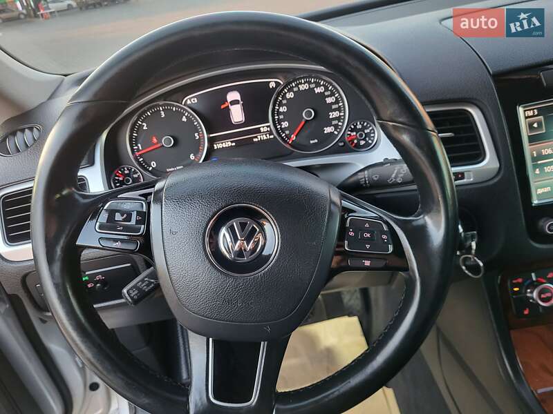 Внедорожник / Кроссовер Volkswagen Touareg 2010 в Луцке фото 30 Внедорожник / Кроссовер Volkswagen Touareg 2010 в Луцке