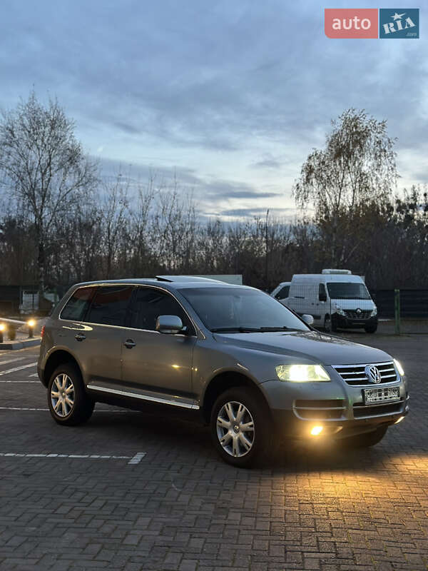Внедорожник / Кроссовер Volkswagen Touareg 2005 в Ровно фото Внедорожник / Кроссовер Volkswagen Touareg 2005 в Ровно