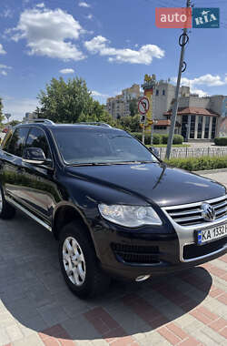 Внедорожник / Кроссовер Volkswagen Touareg 2006 в Киеве