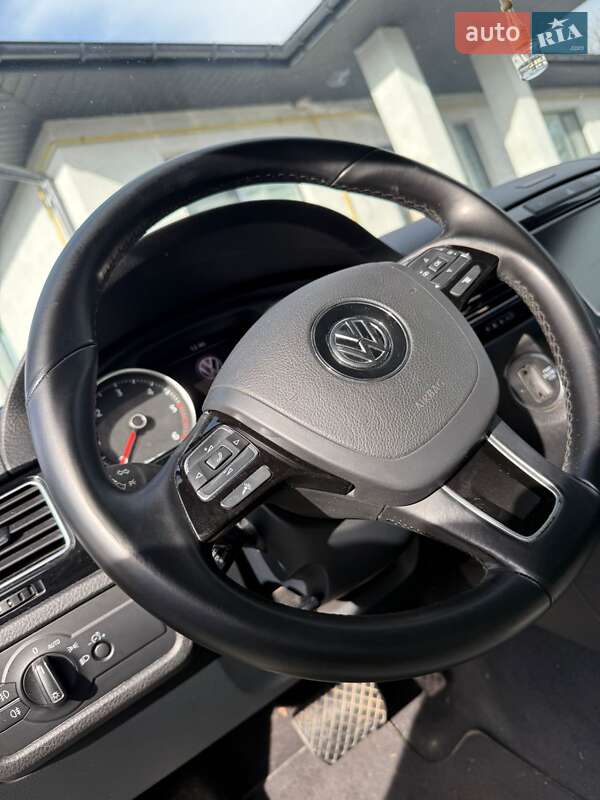 Позашляховик / Кросовер Volkswagen Touareg 2014 в Хмельницькому фото 31 Позашляховик / Кросовер Volkswagen Touareg 2014 в Хмельницькому