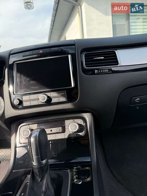 Позашляховик / Кросовер Volkswagen Touareg 2014 в Хмельницькому фото 36 Позашляховик / Кросовер Volkswagen Touareg 2014 в Хмельницькому
