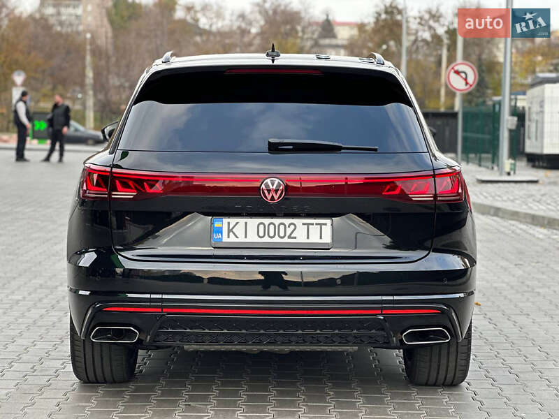 Внедорожник / Кроссовер Volkswagen Touareg 2024 в Днепре