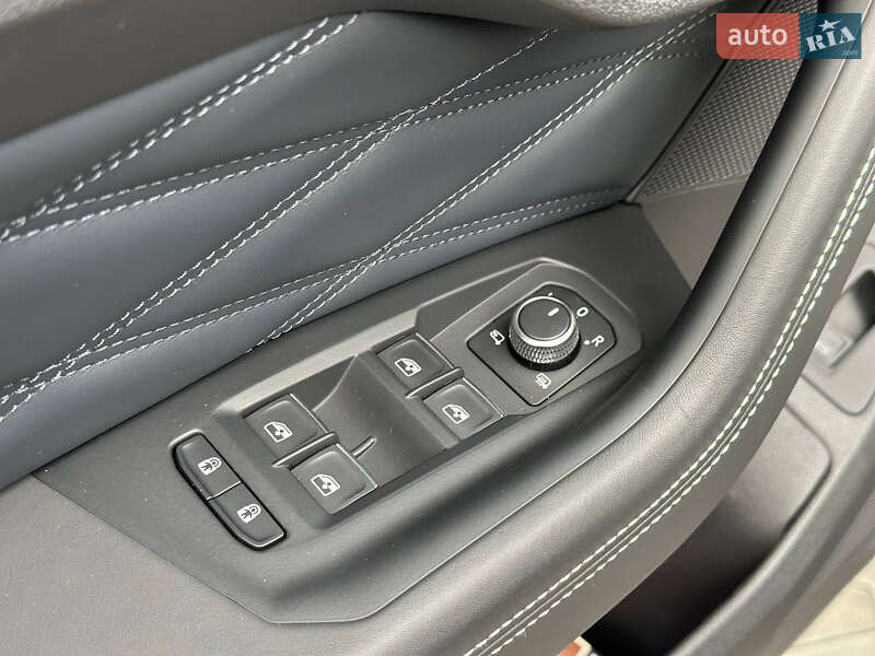 Внедорожник / Кроссовер Volkswagen Touareg 2024 в Днепре