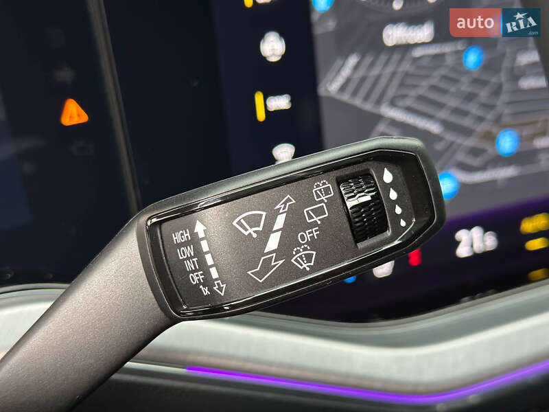 Внедорожник / Кроссовер Volkswagen Touareg 2024 в Днепре