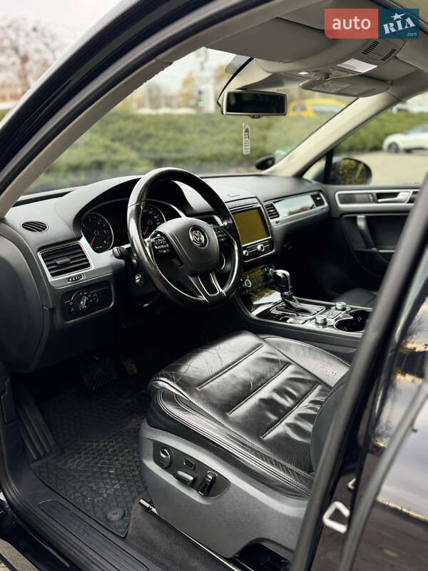 Внедорожник / Кроссовер Volkswagen Touareg 2015 в Умани фото 26 Внедорожник / Кроссовер Volkswagen Touareg 2015 в Умани