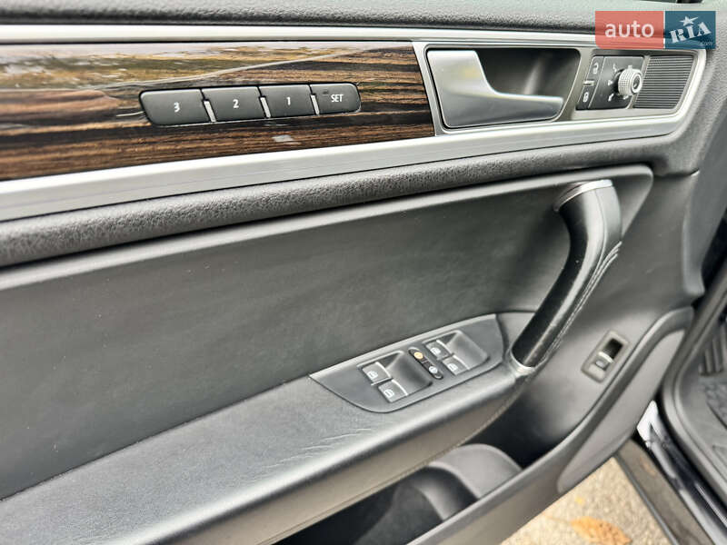 Внедорожник / Кроссовер Volkswagen Touareg 2015 в Умани фото 31 Внедорожник / Кроссовер Volkswagen Touareg 2015 в Умани