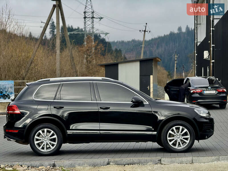 Внедорожник / Кроссовер Volkswagen Touareg 2012 в Межгорье