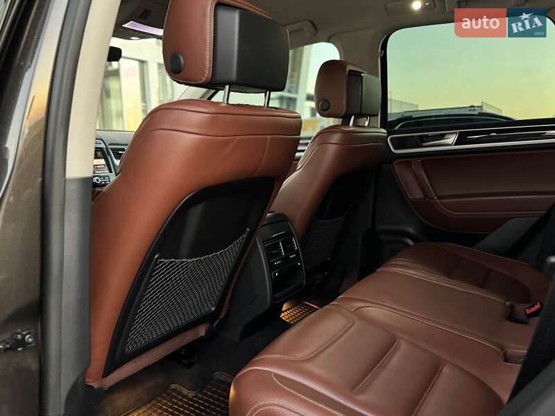 Внедорожник / Кроссовер Volkswagen Touareg 2017 в Мукачево фото 44 Внедорожник / Кроссовер Volkswagen Touareg 2017 в Мукачево