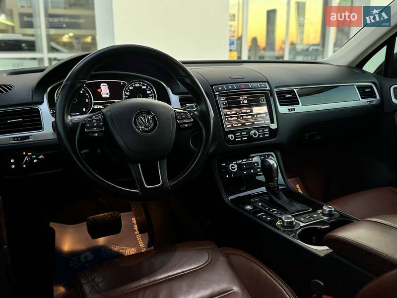Внедорожник / Кроссовер Volkswagen Touareg 2017 в Мукачево фото 46 Внедорожник / Кроссовер Volkswagen Touareg 2017 в Мукачево