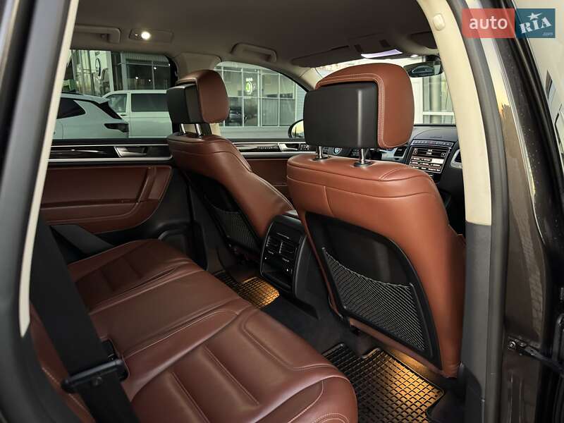 Внедорожник / Кроссовер Volkswagen Touareg 2017 в Мукачево фото 59 Внедорожник / Кроссовер Volkswagen Touareg 2017 в Мукачево
