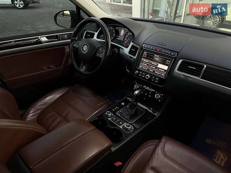 Внедорожник / Кроссовер Volkswagen Touareg 2017 в Мукачево фото 61 Внедорожник / Кроссовер Volkswagen Touareg 2017 в Мукачево