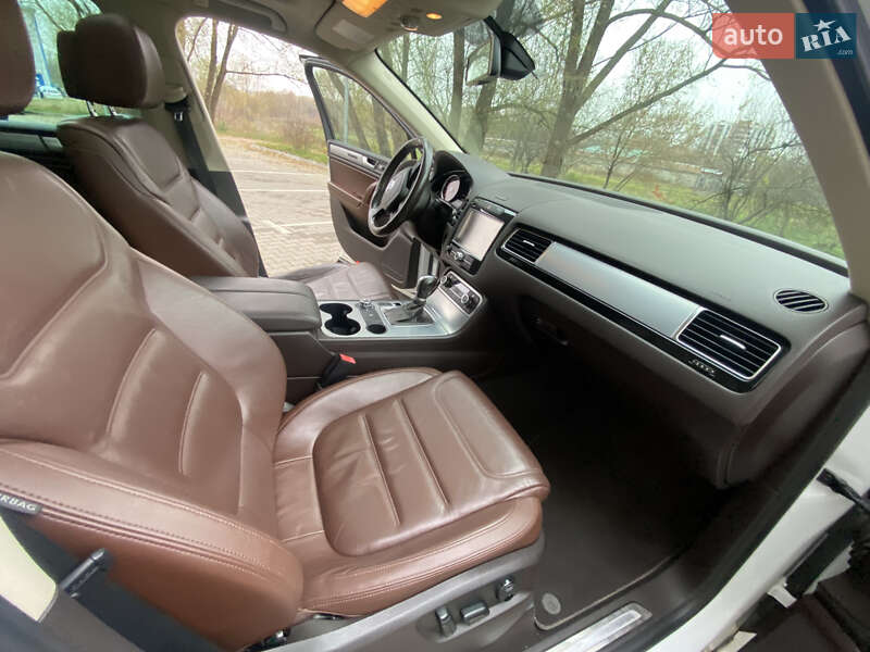 Позашляховик / Кросовер Volkswagen Touareg 2013 в Хмельницькому фото 62 Позашляховик / Кросовер Volkswagen Touareg 2013 в Хмельницькому