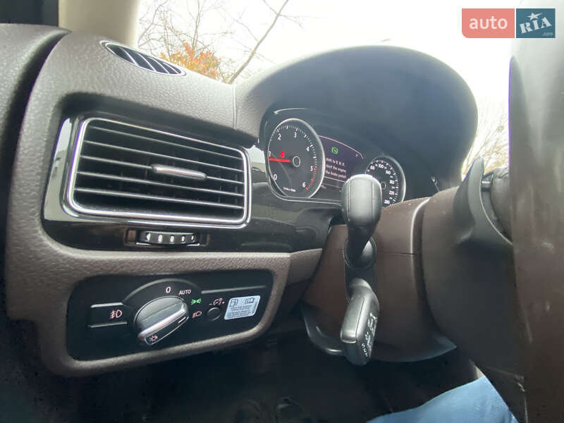 Позашляховик / Кросовер Volkswagen Touareg 2013 в Хмельницькому фото 70 Позашляховик / Кросовер Volkswagen Touareg 2013 в Хмельницькому