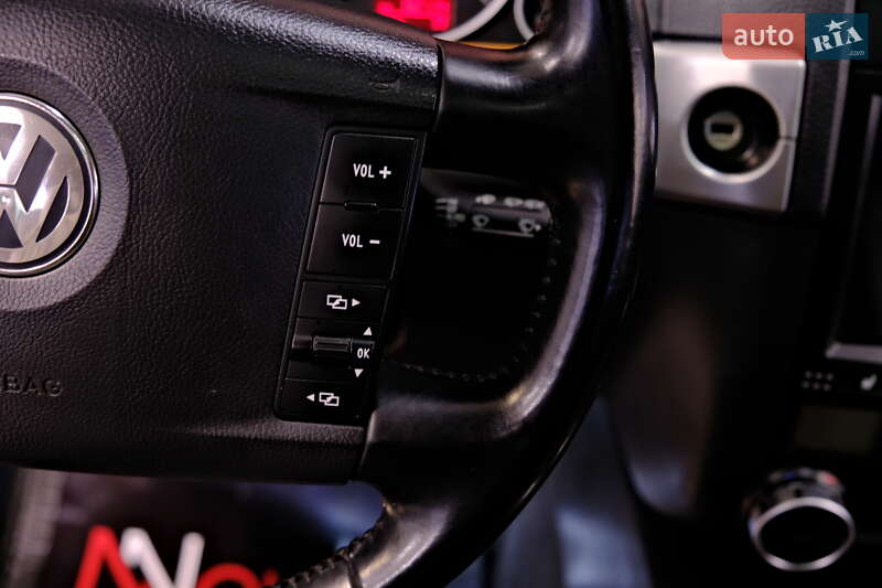 Внедорожник / Кроссовер Volkswagen Touareg 2008 в Одессе