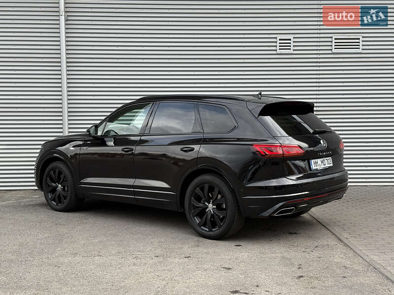 Внедорожник / Кроссовер Volkswagen Touareg 2021 в Ровно