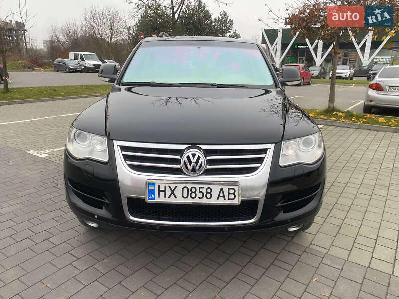 Позашляховик / Кросовер Volkswagen Touareg 2007 в Хмельницькому