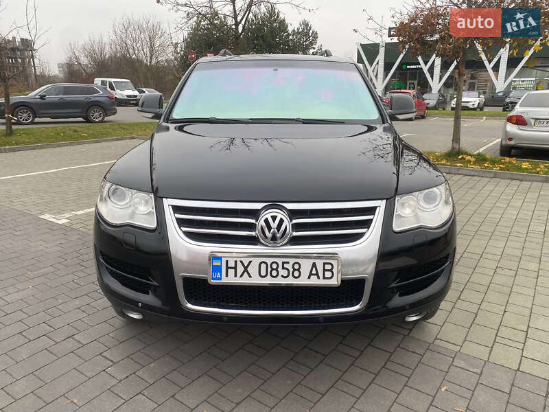 Позашляховик / Кросовер Volkswagen Touareg 2007 в Хмельницькому
