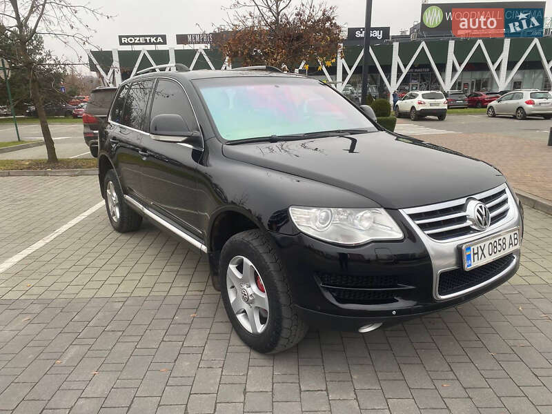 Позашляховик / Кросовер Volkswagen Touareg 2007 в Хмельницькому