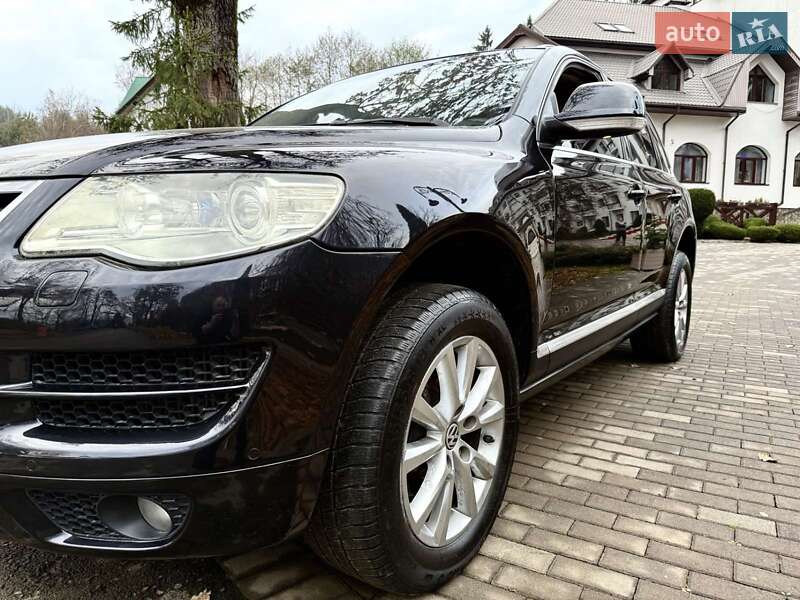 Позашляховик / Кросовер Volkswagen Touareg 2009 в Солотвині