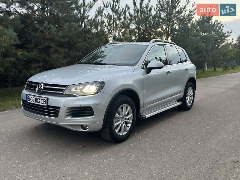 Внедорожник / Кроссовер Volkswagen Touareg 2010 в Яворове