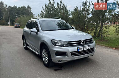 Внедорожник / Кроссовер Volkswagen Touareg 2010 в Яворове