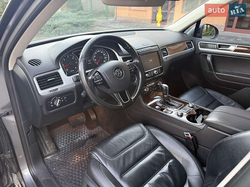 Позашляховик / Кросовер Volkswagen Touareg 2017 в Береговому фото 24 Позашляховик / Кросовер Volkswagen Touareg 2017 в Береговому