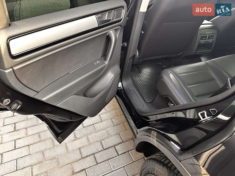 Внедорожник / Кроссовер Volkswagen Touareg 2015 в Харькове фото 21 Внедорожник / Кроссовер Volkswagen Touareg 2015 в Харькове
