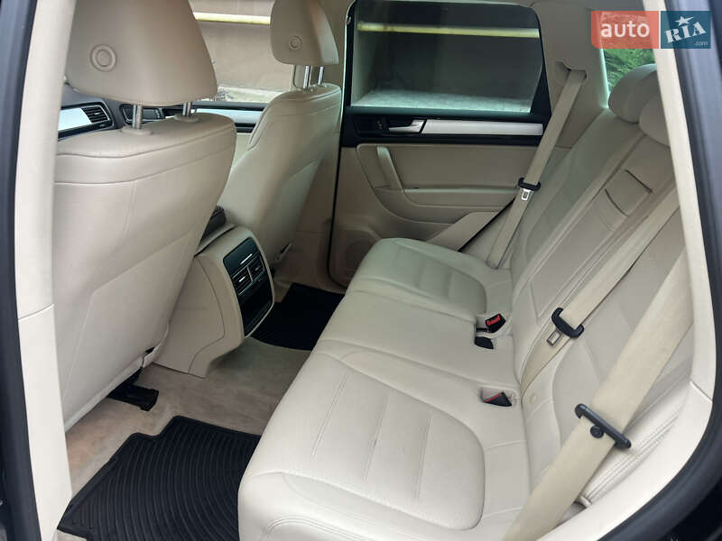 Внедорожник / Кроссовер Volkswagen Touareg 2013 в Житомире фото 14 Внедорожник / Кроссовер Volkswagen Touareg 2013 в Житомире