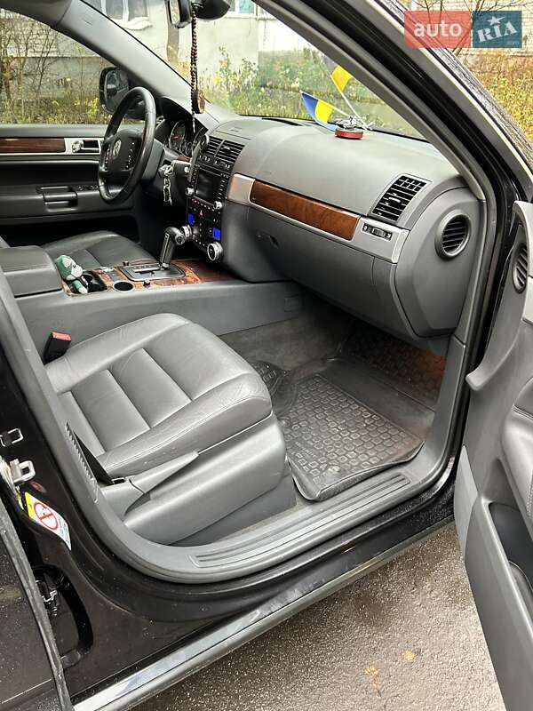 Внедорожник / Кроссовер Volkswagen Touareg 2006 в Староконстантинове фото 5 Внедорожник / Кроссовер Volkswagen Touareg 2006 в Староконстантинове