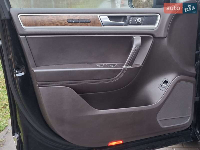 Внедорожник / Кроссовер Volkswagen Touareg 2016 в Ивано-Франковске фото 37 Внедорожник / Кроссовер Volkswagen Touareg 2016 в Ивано-Франковске