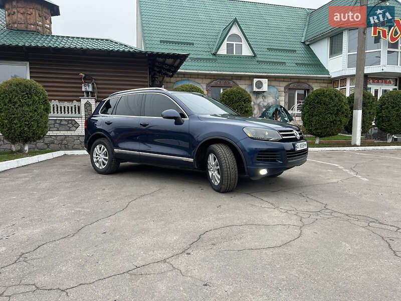 Внедорожник / Кроссовер Volkswagen Touareg 2012 в Белой Церкви