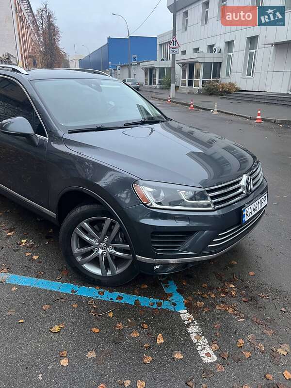 Volkswagen Touareg 2015