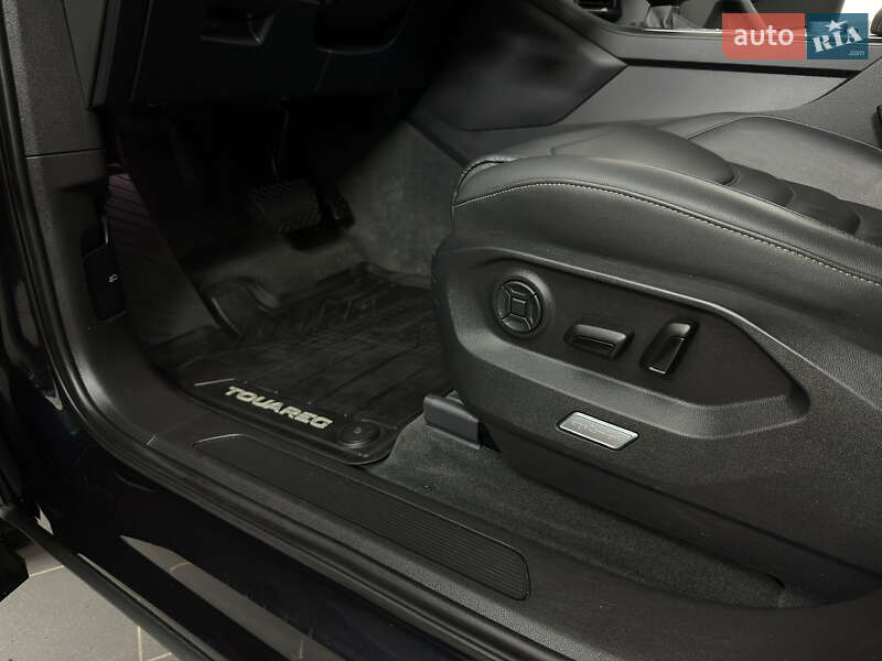 Позашляховик / Кросовер Volkswagen Touareg 2019 в Козятині