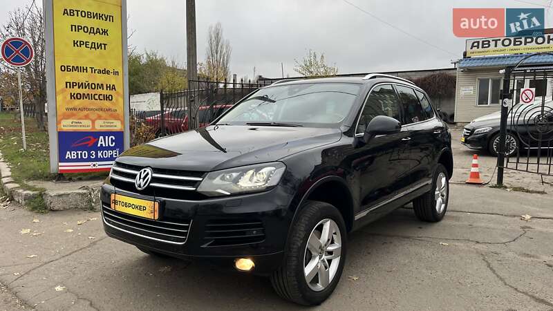Позашляховик / Кросовер Volkswagen Touareg 2014 в Миколаєві