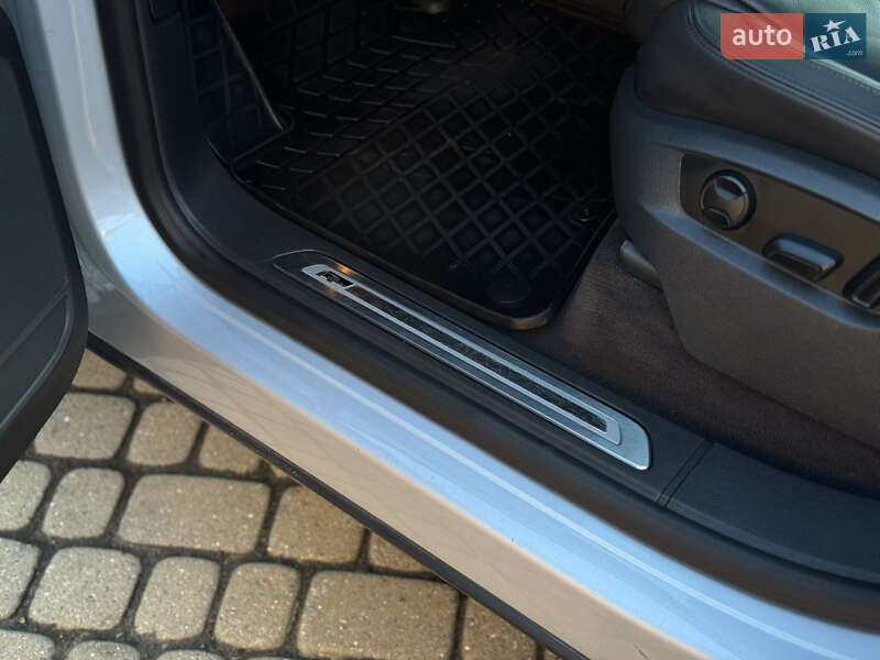 Внедорожник / Кроссовер Volkswagen Touareg 2014 в Мукачево фото 36 Внедорожник / Кроссовер Volkswagen Touareg 2014 в Мукачево