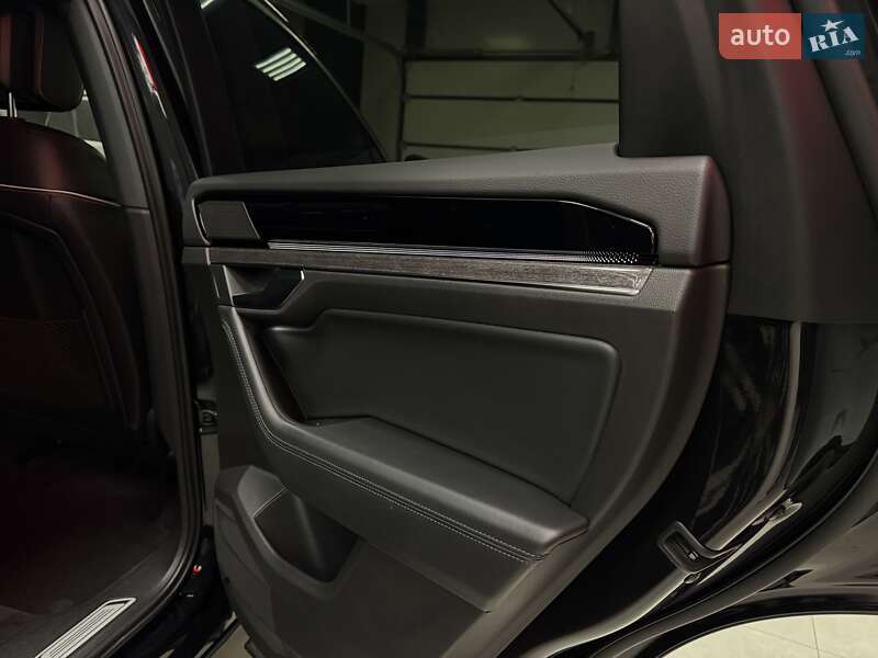 Позашляховик / Кросовер Volkswagen Touareg 2019 в Тернополі фото 52 Позашляховик / Кросовер Volkswagen Touareg 2019 в Тернополі