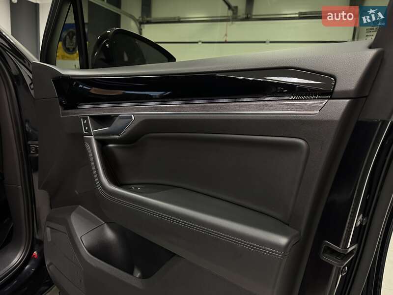 Позашляховик / Кросовер Volkswagen Touareg 2019 в Тернополі фото 56 Позашляховик / Кросовер Volkswagen Touareg 2019 в Тернополі