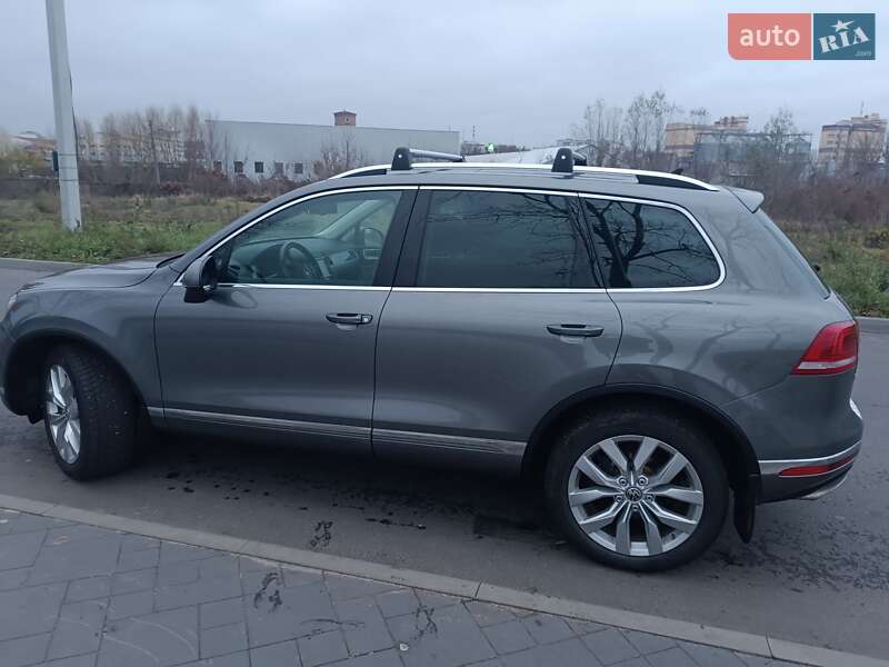 Внедорожник / Кроссовер Volkswagen Touareg 2015 в Киеве фото 3 Внедорожник / Кроссовер Volkswagen Touareg 2015 в Киеве