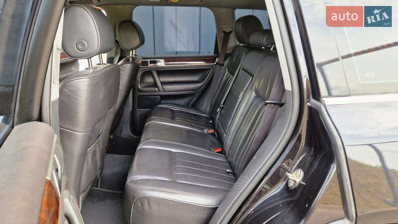 Позашляховик / Кросовер Volkswagen Touareg 2008 в Рівному