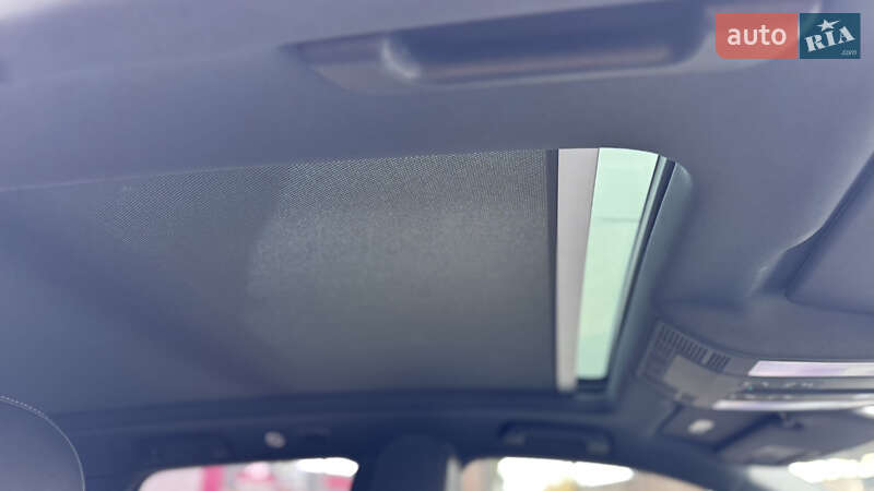 Позашляховик / Кросовер Volkswagen Touareg 2022 в Києві