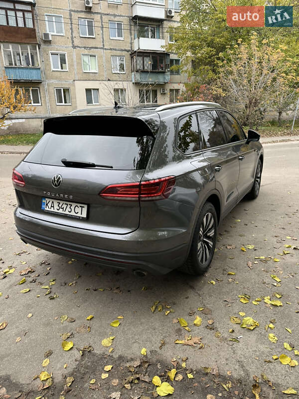 Volkswagen Touareg 2021