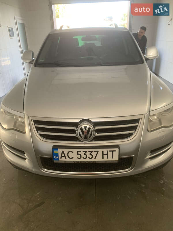 Внедорожник / Кроссовер Volkswagen Touareg 2007 в Тульчине