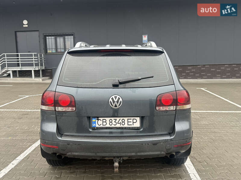 Позашляховик / Кросовер Volkswagen Touareg 2008 в Києві
