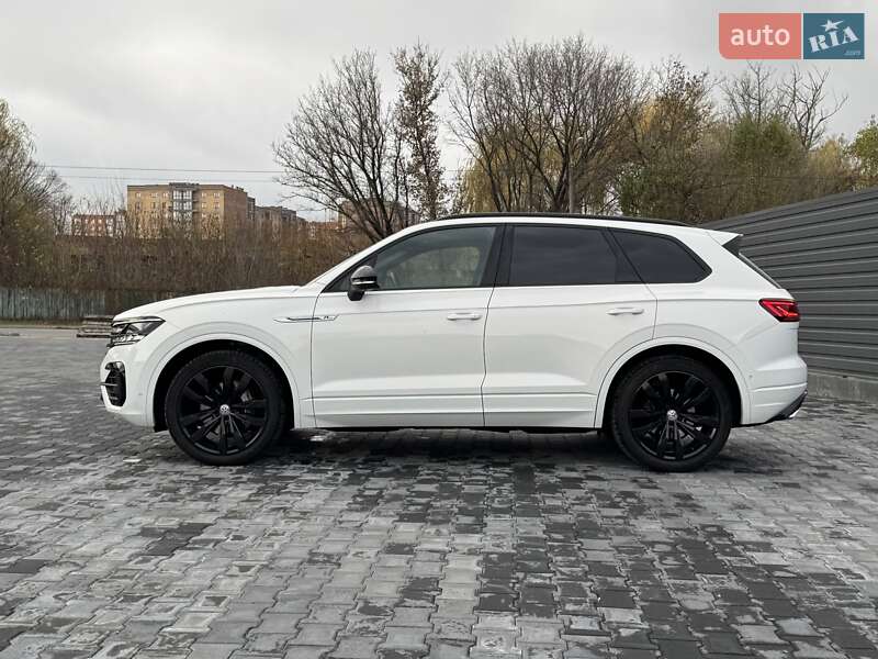 Внедорожник / Кроссовер Volkswagen Touareg 2020 в Хмельницком