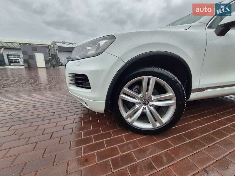 Внедорожник / Кроссовер Volkswagen Touareg 2012 в Сарнах фото 4 Внедорожник / Кроссовер Volkswagen Touareg 2012 в Сарнах