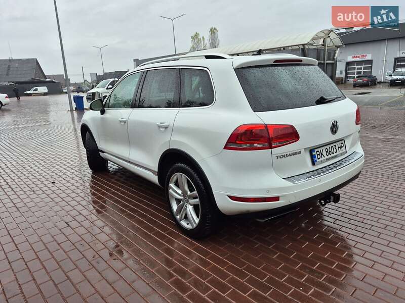 Внедорожник / Кроссовер Volkswagen Touareg 2012 в Сарнах фото 8 Внедорожник / Кроссовер Volkswagen Touareg 2012 в Сарнах