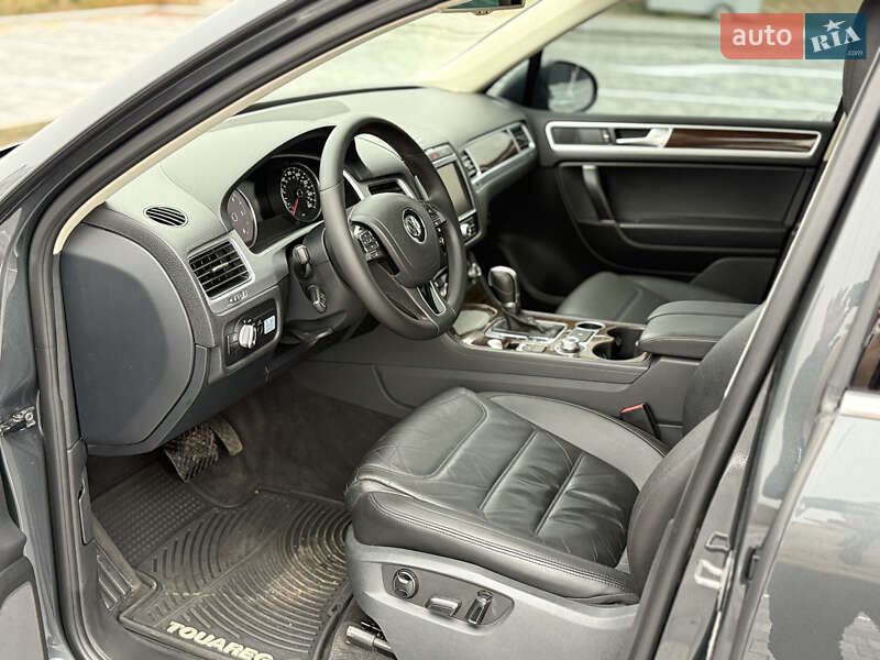 Внедорожник / Кроссовер Volkswagen Touareg 2015 в Виннице фото 18 Внедорожник / Кроссовер Volkswagen Touareg 2015 в Виннице