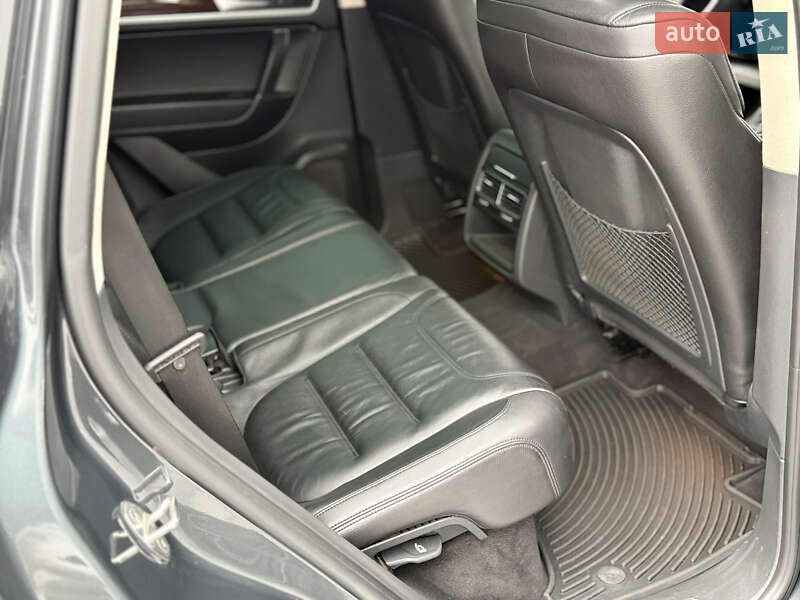 Внедорожник / Кроссовер Volkswagen Touareg 2015 в Виннице фото 26 Внедорожник / Кроссовер Volkswagen Touareg 2015 в Виннице